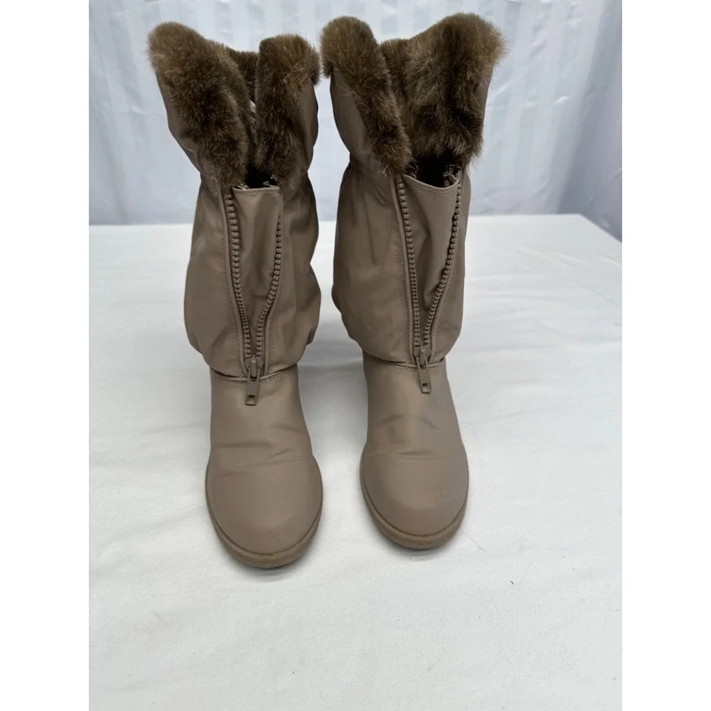 Tumbleweeds Boots SZ 6M  Beige Zipped up Womens fur-like‎ inside